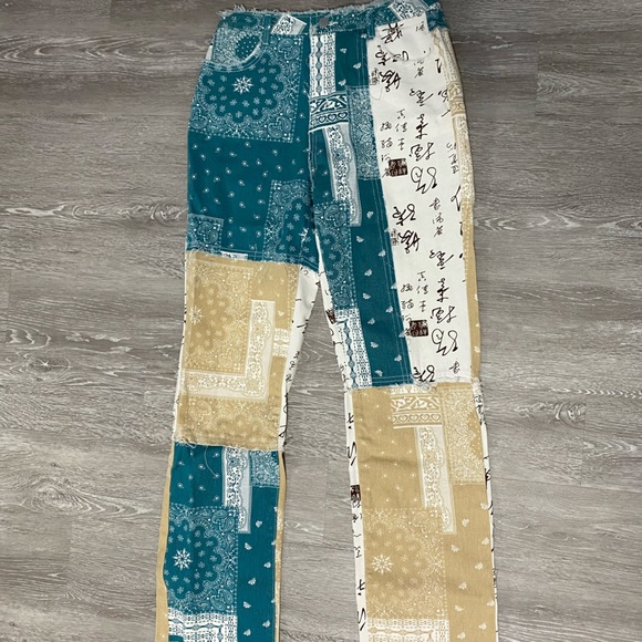 SHEIN Denim - Shein High-Waisted Slant Pocket Spliced Jeans